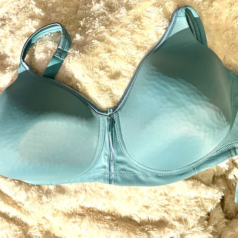 Vanity Fair Full Coverage Wireless Bra - image 1